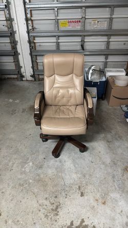 GOOD QUALITY Office Chair