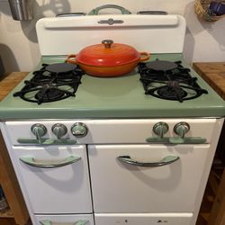Vintage O’Keefe & Merritt Gas Stove / Range – Mint Green & White – Working