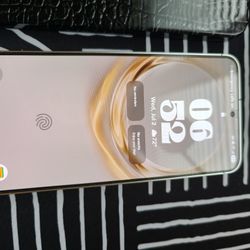 Factory Unlocked GALAXY S24+ 256GB W/ACC