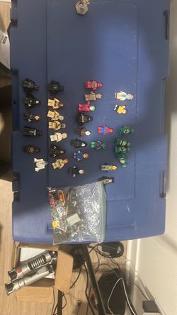 Lego figurines