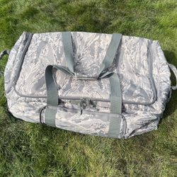 Large deployment rolling duffel bag ABU pattern.