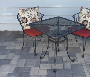 Patio table and 2 chairs