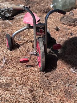 Metal tricycle