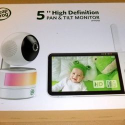 Brand new LeapFrog/VTech 5" Pan-and-Tilt High Definition Monitor Kit