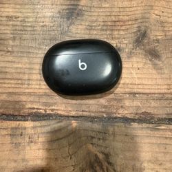 Beats Studio Buds
