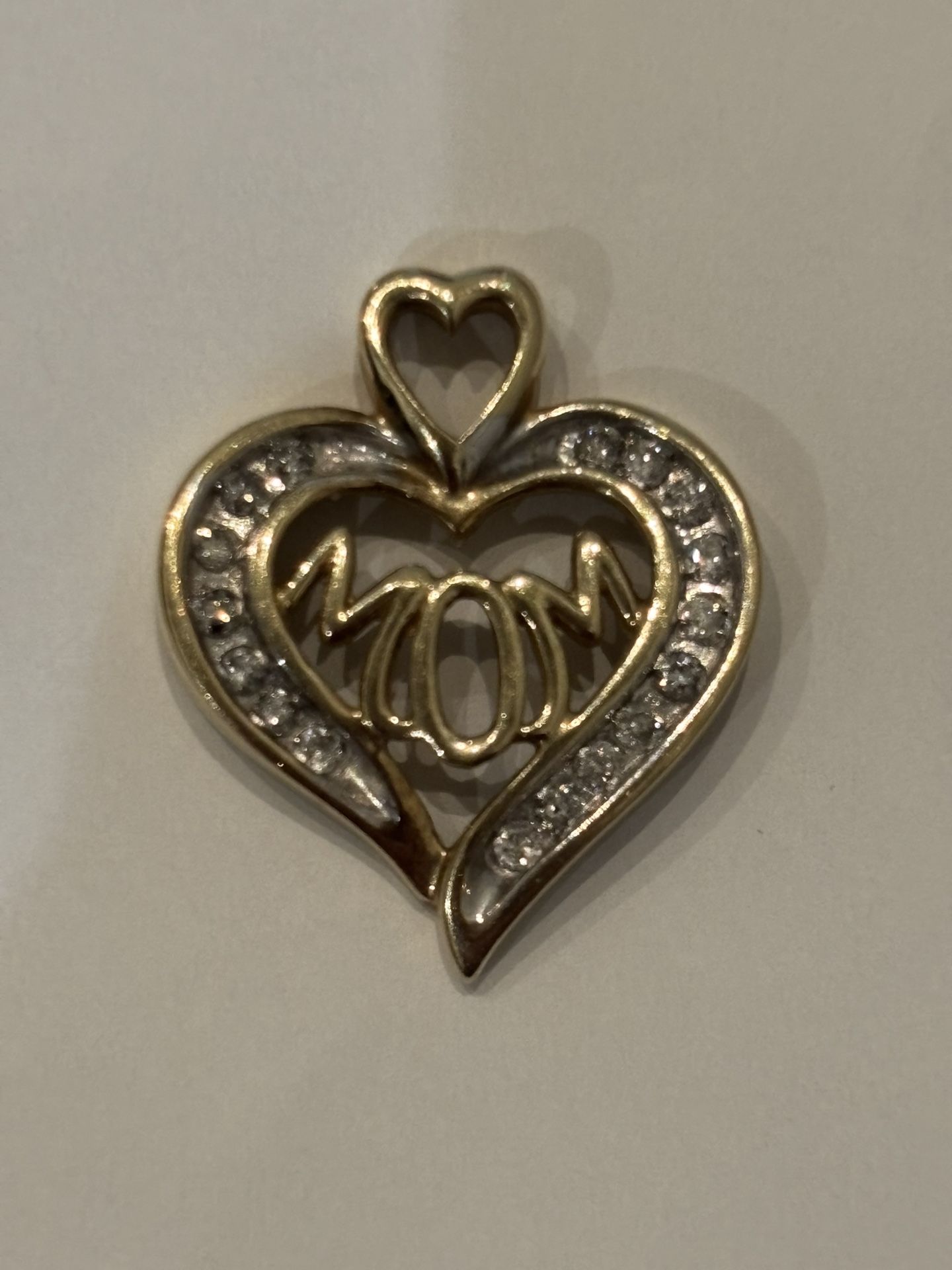 New Natural Diamond and 10k Yellow Gold “MOM” Pendant