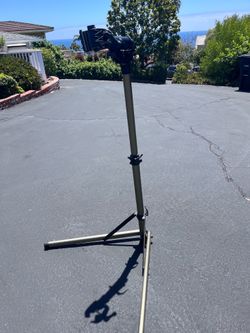 Bike Hand professional bike repair stand