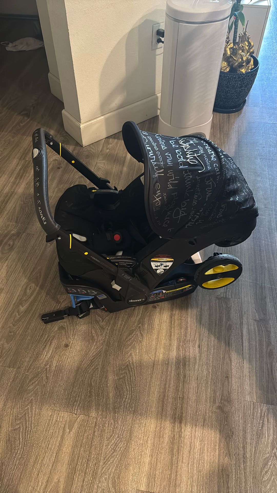 Doona Car Seat/ Stroller