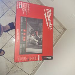 Milwaukee  Drum Machine