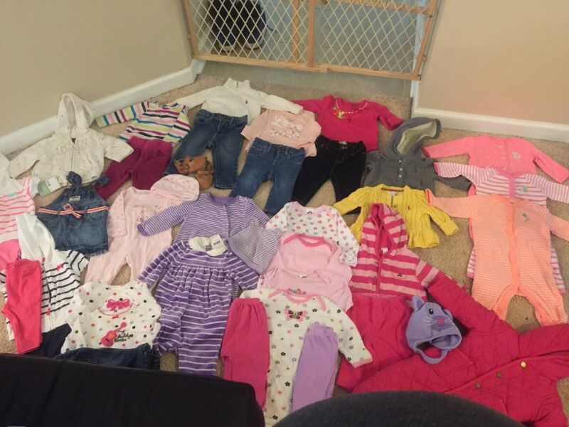 Lot of Baby Girl Clothes 0-3, 3-6 months...Gap/Polo/Carters/Old Navy