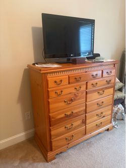 Bedroom set