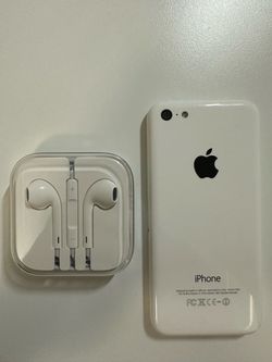 Apple iPhone 5c White with EarPodse
