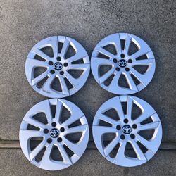 Toyota pruis hub caps 2016-2022