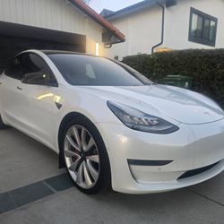 2019 Tesla Model 3 Long Range
