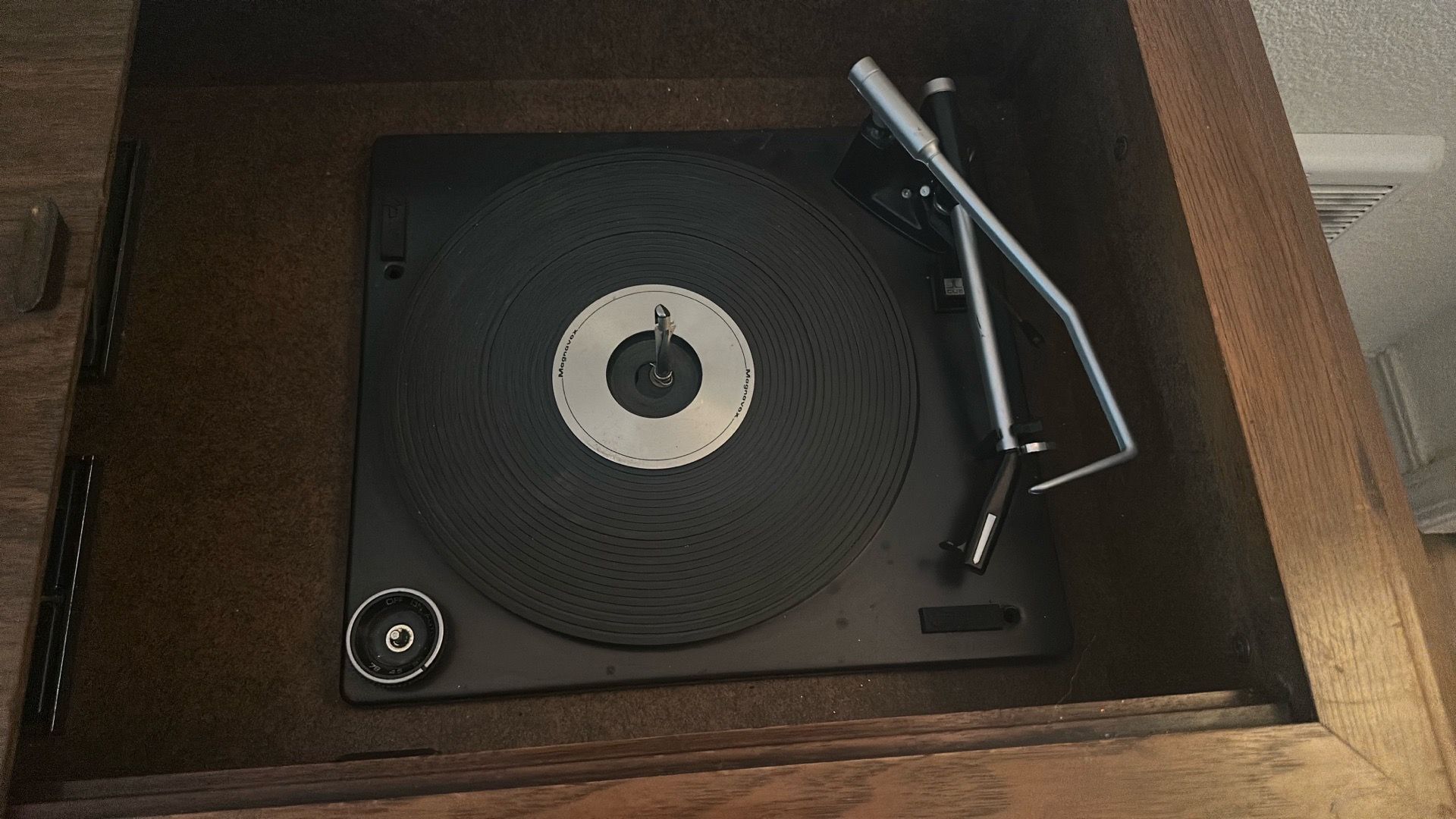 Magnavox Record Console