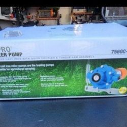 ROLLER PUMP HYPRO PTO NEW!!