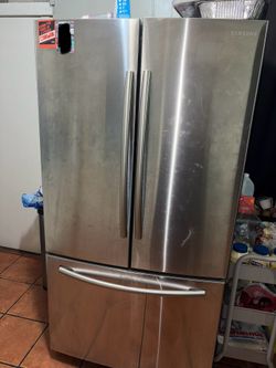 Used 26 cu. ft. French Door Refrigerator with Filtered Ice Maker in Stainless Steel