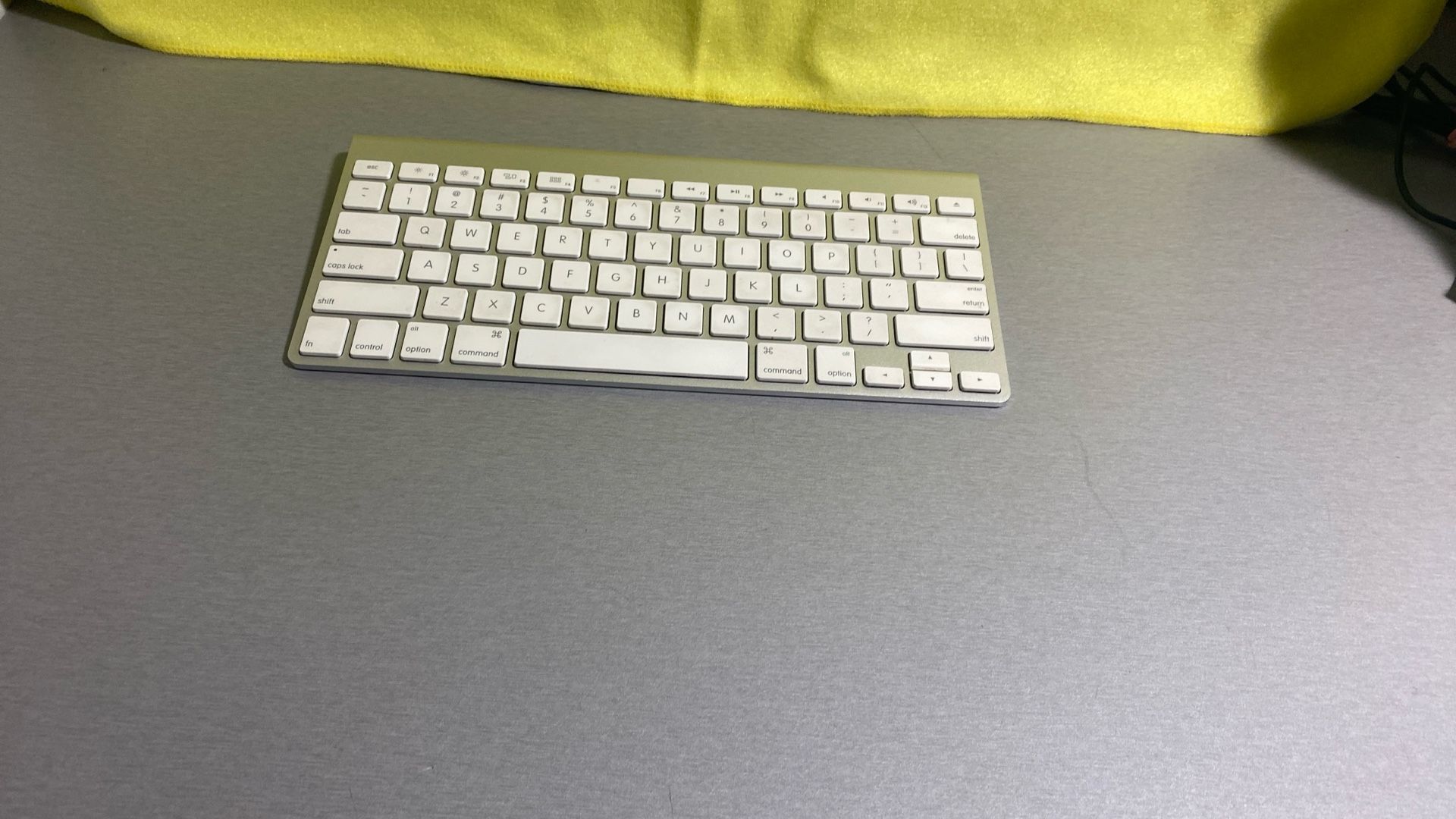 Apple Wireless Keyboard