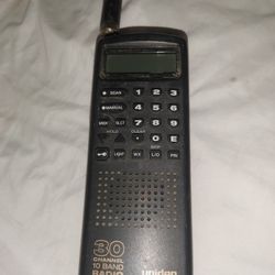 Uniden Bearcat BC60XLT handheld radio scanner