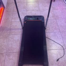 Lightly Used Great Condition Treadmill