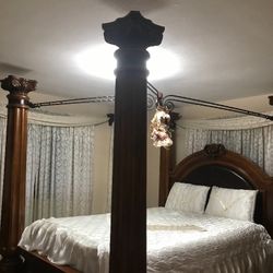 Queen Bed Frame / Bedroom Set 