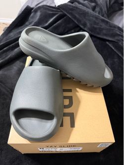 yeezy slides