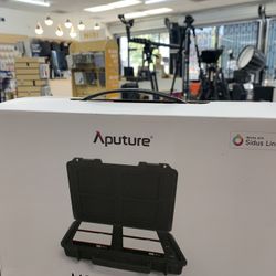 Apurture MC 4 Light Kit