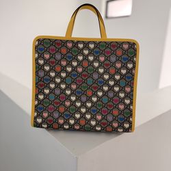 Gucci handbag