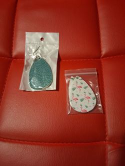 Earrings (2)
