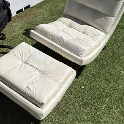 FREE lounge chair