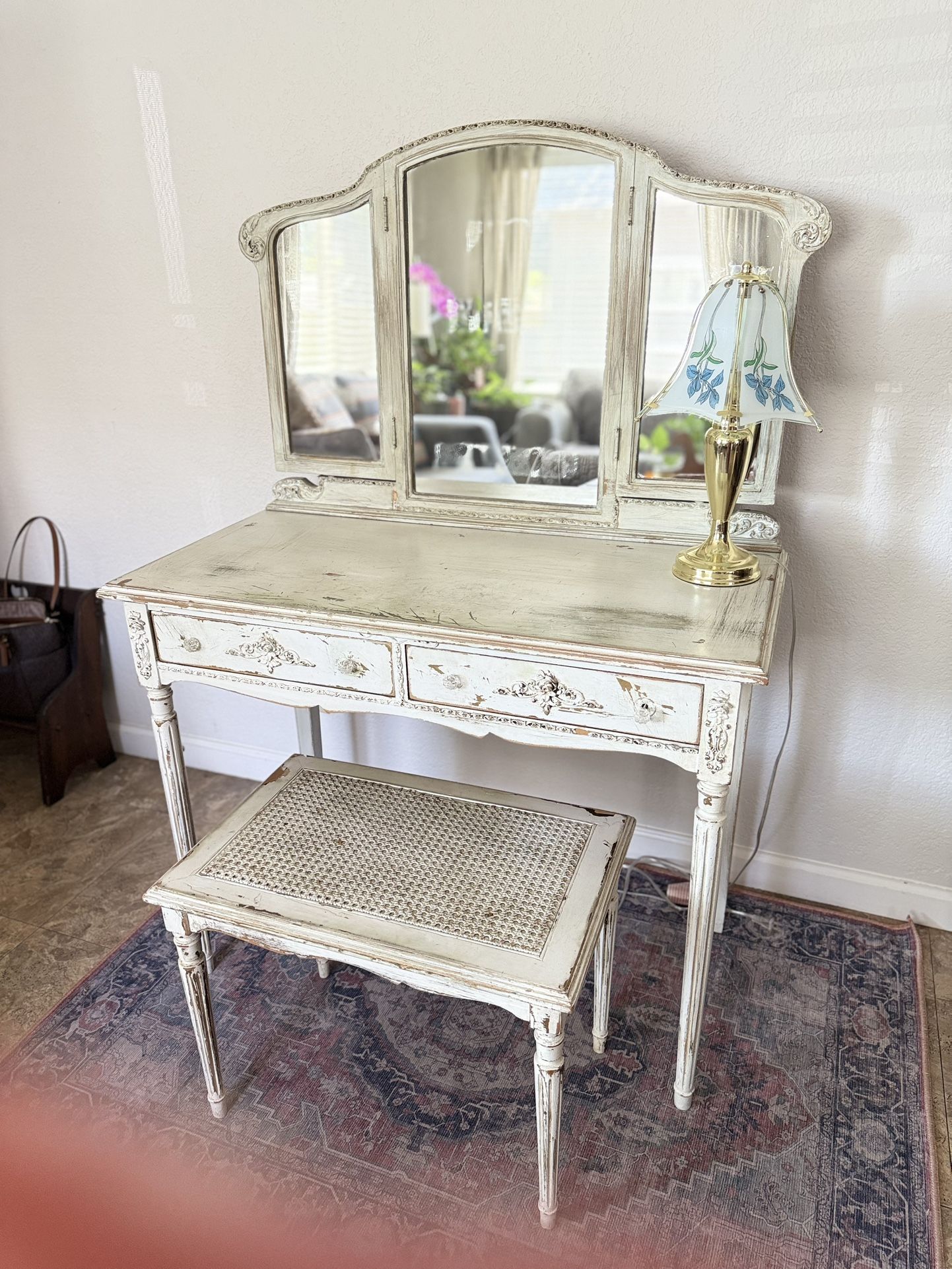 Vanity Set In Tracy