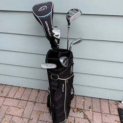 Ladies acuity catalyst golf club set. Starter set. Right handed with golf bag