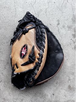 Easton baseball glove
