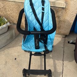  Stroller 
