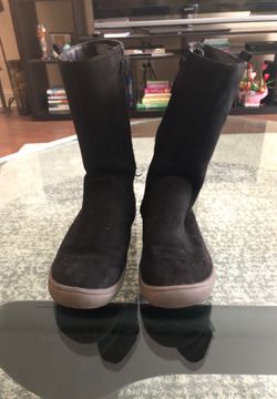 Boots for girls (size 3 )