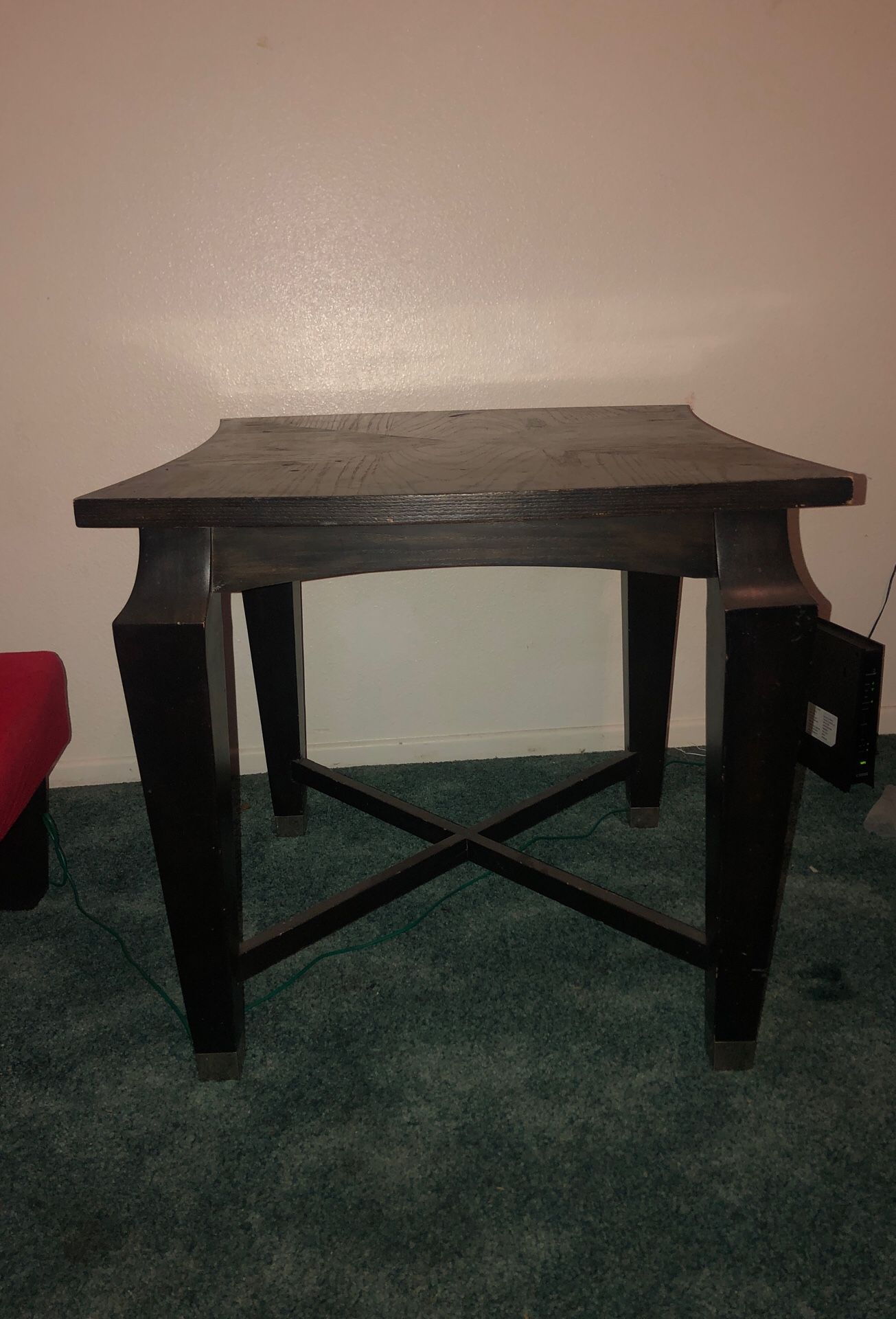 Table moving need gone asap 20$ obo