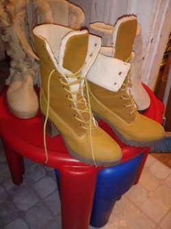 Hurry Christmas special boots Sizes 9 women big ones are 11/12 xl. 3pair for 60.00.