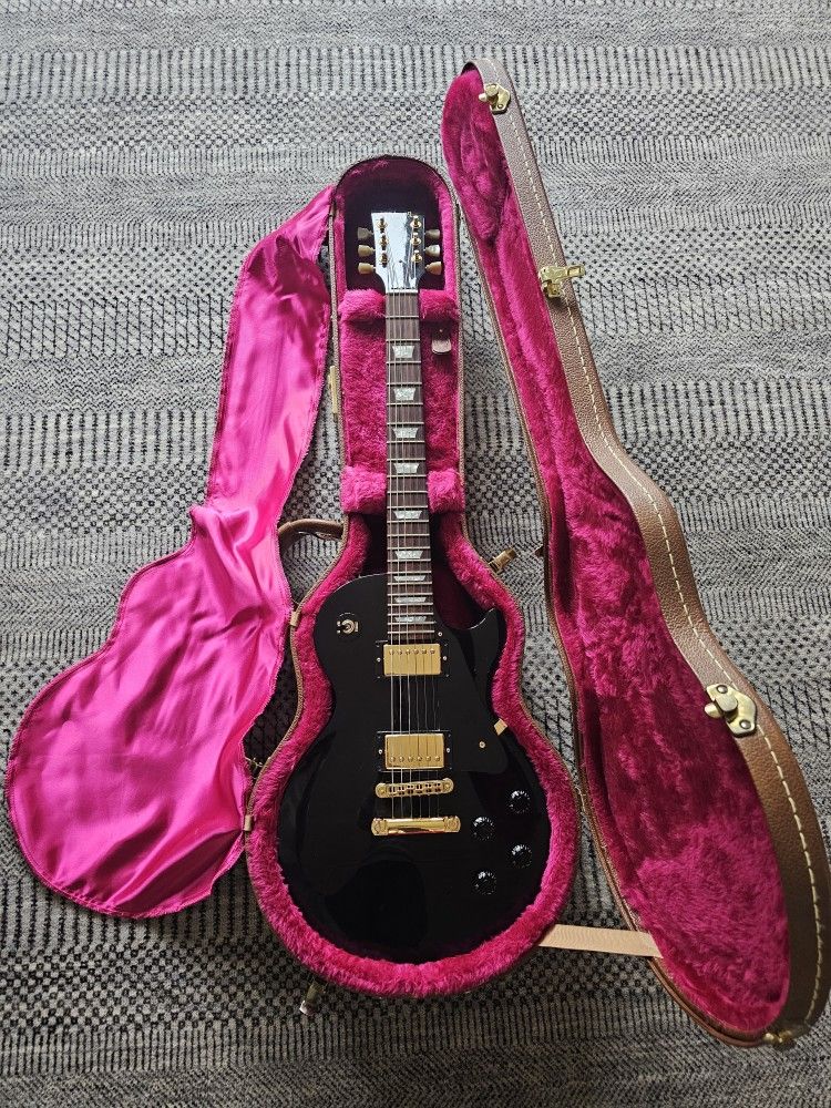 2001 Special Run Gibson Les Paul w/Hard Case