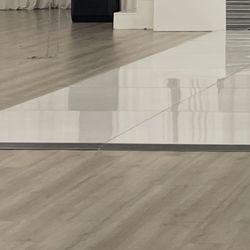 White Dance Floor 24ft X 24ft With Aluminum Edge