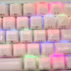 PINK CRYSTAL JELLY SHINE-THRU KEYCAPS (113 OEM Profile Keycaps)