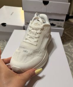 Alo Runner Shoes