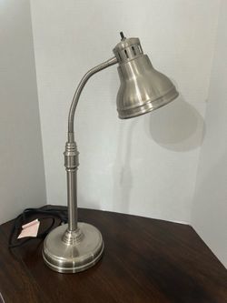 Flexible gooseneck lamp