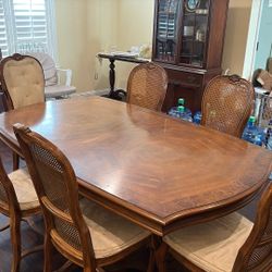 Drexel Heritage Dining Room Table