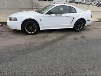 1999 Ford Mustang