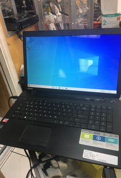 Toshiba 17.3” computer laptop windows 10 750gb HDD 8gb RAM amd a6-6310 1.80ghz