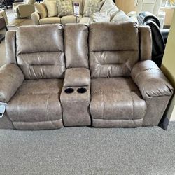 Stoneland Fossil Reclining Loveseat with Console ▪️ New ▪️ Delivery and Finance Available