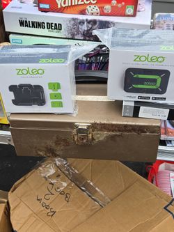 Zoleo Global Satellite Communicator w/ Cradle Kit