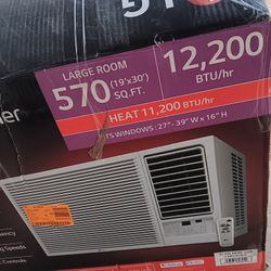 LG Air Conditioner 