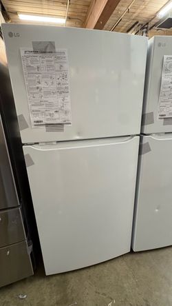 LG 30 in 20 cu.ft. Top Freezer Refrigerator with Multi-Air Flow and Reversible Door in White New Scratch and Dent