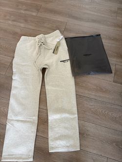 Light oak Un cuffed Essentials